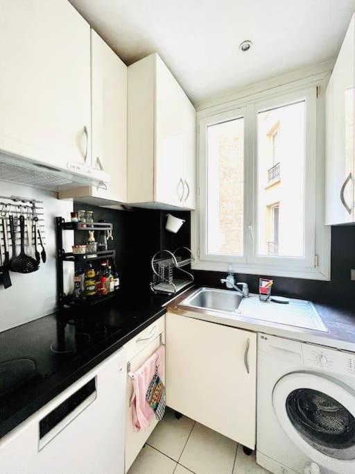 Beautiful Apartment With Balcony Paryż Zewnętrze zdjęcie